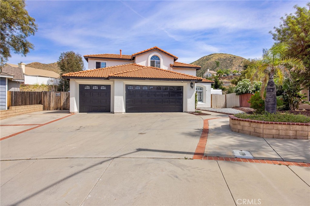 22892 Sheffield Court