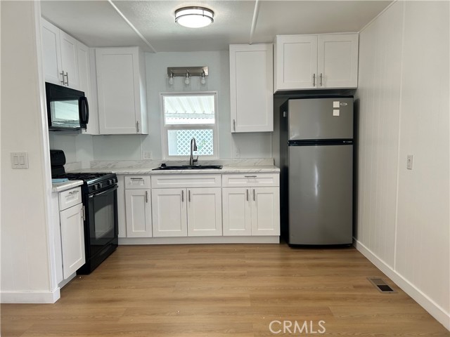 1455 S State Street, Hemet CA: https://media.crmls.org/medias/cd09b53a-d85b-47b6-a184-fdff56a6f0c4.jpg