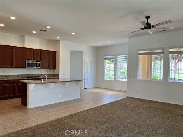 Image 10 of 53 For 77184 California Drive