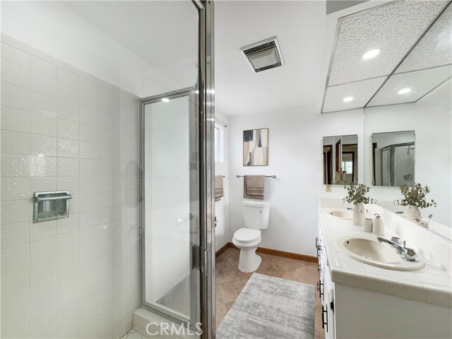 Detail Gallery Image 14 of 18 For 2918 Yearling, Lakewood,  CA 90712 - 2 Beds | 2 Baths