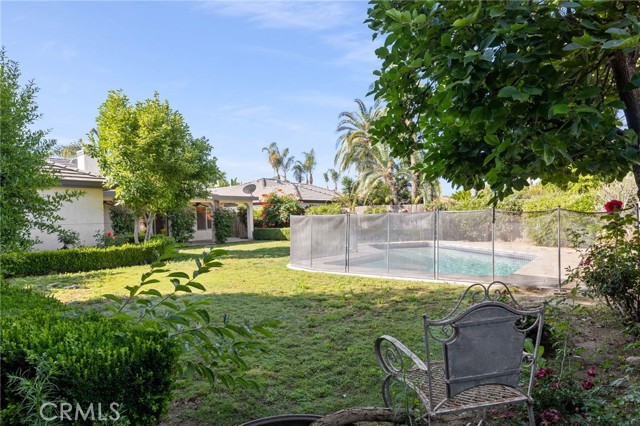631 Faversham Way, Bakersfield CA: https://media.crmls.org/medias/cd0b22aa-cace-45e9-b439-7a0fc62473b2.jpg