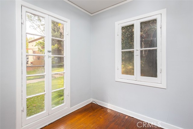 455 E Sacramento Street, Altadena CA: https://media.crmls.org/medias/cd0b8608-451c-40e4-910a-89980a9bc692.jpg
