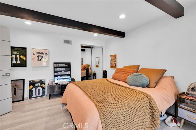595 S Calle Santa Rosa, Palm Springs CA: https://media.crmls.org/medias/cd0c3c2e-dc3b-41eb-b76f-8d71cd39d668.jpg