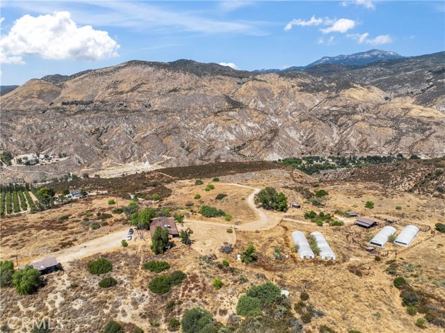 Detail Gallery Image 2 of 39 For 47981 Doe Canyon Rd, Hemet,  CA 92544 - 2 Beds | 3 Baths