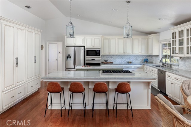 Detail Gallery Image 7 of 30 For 760 Black Oak Ln, Nipomo,  CA 93444 - 3 Beds | 2/1 Baths