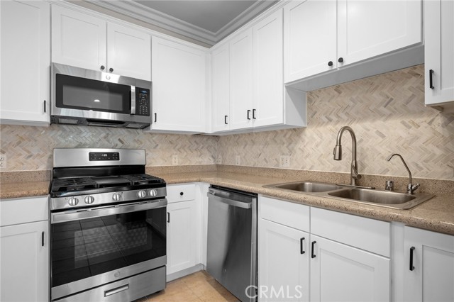 Detail Gallery Image 14 of 32 For 6938 Laurel Canyon #101,  North Hollywood,  CA 91605 - 2 Beds | 2 Baths