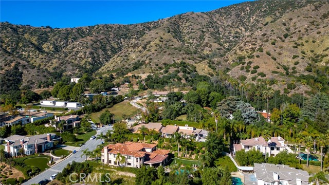 940 N Silent Ranch Drive, Glendora CA: https://media.crmls.org/medias/cd0e35f9-c6d2-4334-a9da-e148b25fd01f.jpg