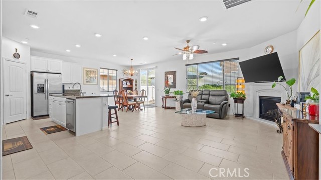 Detail Gallery Image 6 of 37 For 30252 Bristol Gate, Menifee,  CA 92584 - 4 Beds | 2 Baths