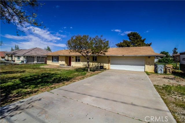 Detail Gallery Image 5 of 36 For 7449 Redwood Ave, Hesperia,  CA 92345 - 4 Beds | 2 Baths