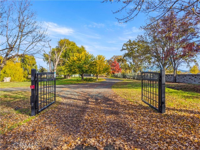 Detail Gallery Image 8 of 71 For 8 Queen Ann, Lakeport,  CA 95453 - 3 Beds | 2/1 Baths