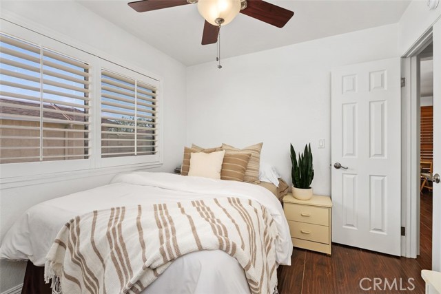 12526 Cuesta Drive, Cerritos CA: https://media.crmls.org/medias/cd0ff7a8-6206-4cd0-8862-dc6af3b916e9.jpg