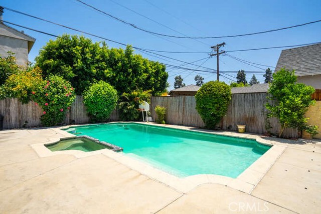 732 Cordova Avenue, Glendale CA: https://media.crmls.org/medias/cd10205a-9f92-4b96-8406-a5c2575e84f3.jpg