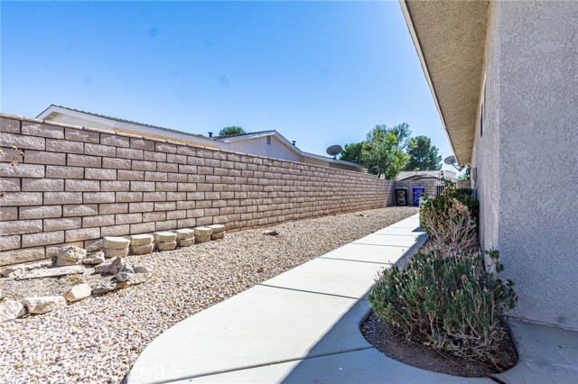 Detail Gallery Image 57 of 75 For 14666 Cool Glen, Helendale,  CA 92342 - 3 Beds | 2 Baths