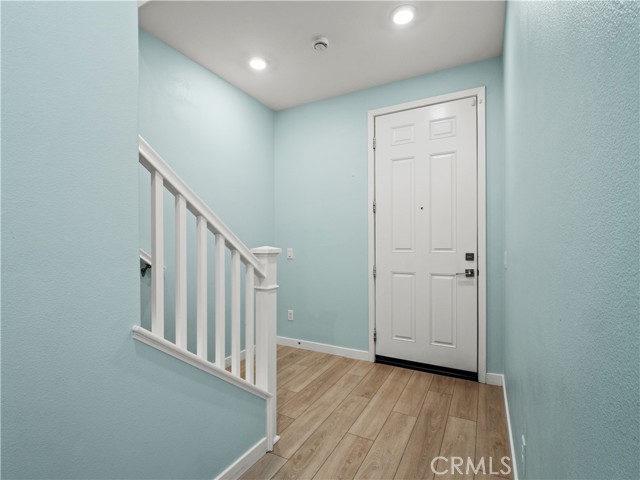 27148 Valley Oak Place, Valencia CA: https://media.crmls.org/medias/cd11ce0c-32a7-4a62-b333-72fe942fb58d.jpg