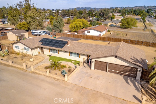 Detail Gallery Image 4 of 43 For 1409 Gerlar Ln, Ramona,  CA 92065 - 3 Beds | 2 Baths