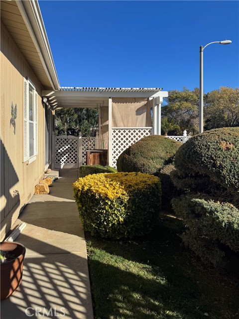10961 Desert Lawn Drive, Calimesa CA: https://media.crmls.org/medias/cd125cca-e7a5-4ef4-826d-18685a83ed5d.jpg
