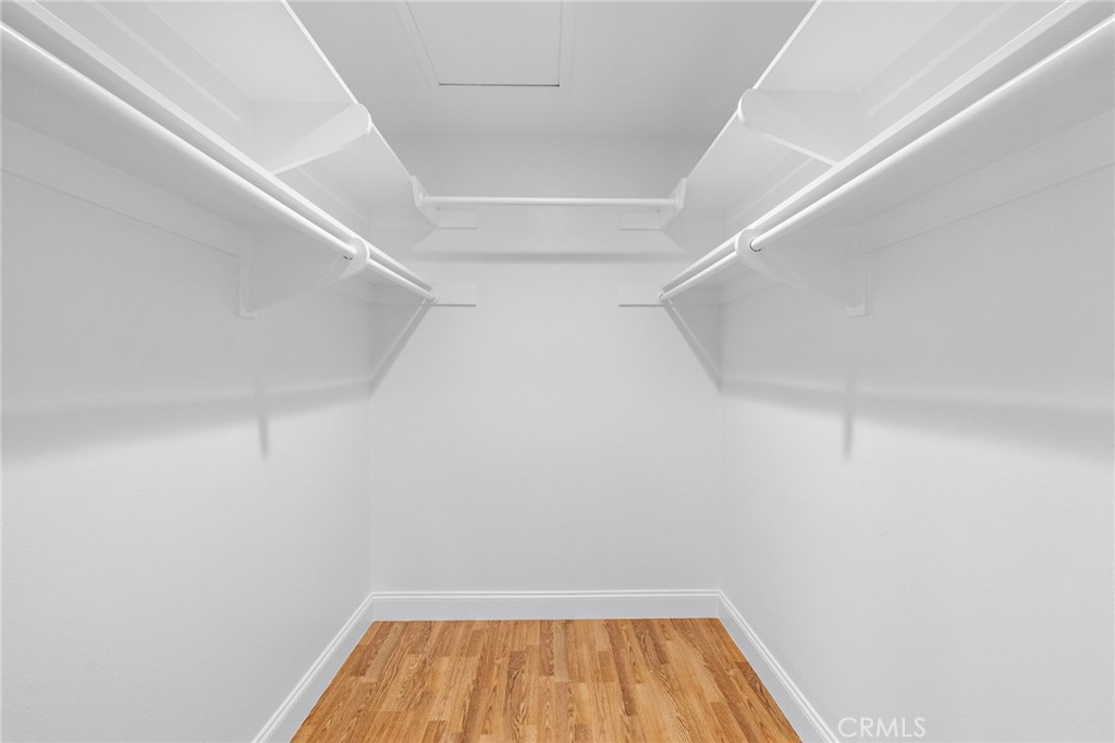 https://media.crmls.org/medias/cd12a7d3-dd1a-456f-834b-63a722c87514.jpg?preset=X-Large