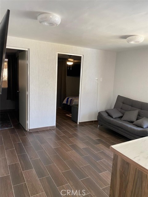 Detail Gallery Image 3 of 14 For 300 Calle Valle De Drino 6a,  –,  – 45665 - 2 Beds | 1 Baths