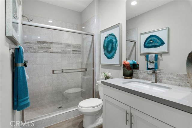 Detail Gallery Image 18 of 25 For 2318 Desert Agave St, Palmdale,  CA 93551 - 5 Beds | 4 Baths