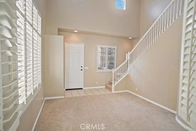 Detail Gallery Image 7 of 21 For 28048 Memory Ln, Valencia,  CA 91354 - 3 Beds | 3 Baths