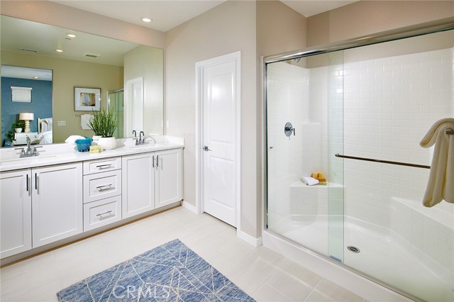Detail Gallery Image 8 of 20 For 4013 Spring Haven Ln, Corona,  CA 92883 - 3 Beds | 2/1 Baths