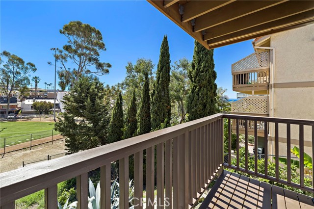 Detail Gallery Image 23 of 33 For 158 Calle Redondel, San Clemente,  CA 92672 - 2 Beds | 2/1 Baths