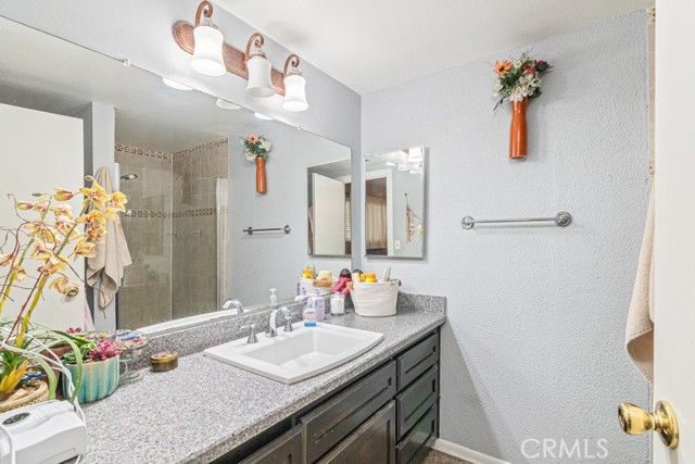 Detail Gallery Image 19 of 32 For 183 Grove Ln, Hemet,  CA 92544 - 3 Beds | 2 Baths