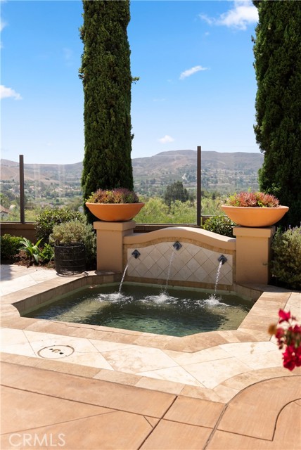 27502 Paseo Boveda, San Juan Capistrano CA: https://media.crmls.org/medias/cd145bfc-e961-44c4-92c4-bbfc15218afa.jpg