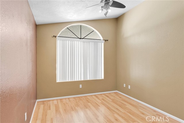Detail Gallery Image 31 of 64 For 16158 Rimrock Rd, Apple Valley,  CA 92307 - 4 Beds | 2/1 Baths