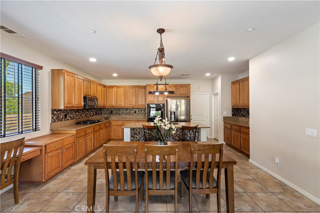 MLS #OC25133999 img 15