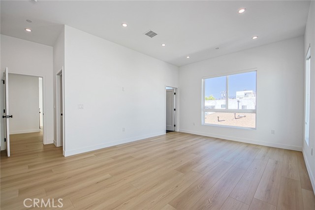 Detail Gallery Image 40 of 43 For 713 N Gramercy Pl, Los Angeles,  CA 90038 - – Beds | – Baths