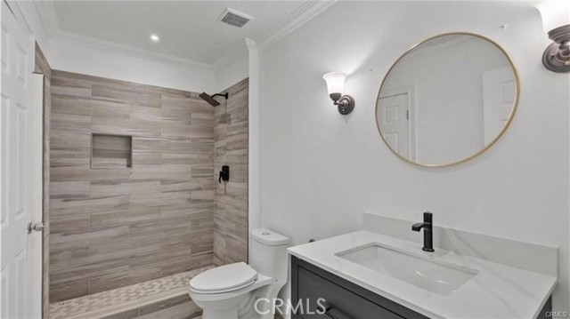 10500 Sunland Boulevard, Sunland CA: https://media.crmls.org/medias/cd14ff58-bd54-46a7-b08d-d1b68b071948.jpg