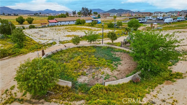 30300 Garbani Road, Menifee CA: https://media.crmls.org/medias/cd15fa3c-f2bd-4573-952e-46c557d590eb.jpg
