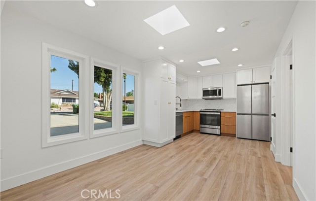 Detail Gallery Image 48 of 55 For 21206 Merridy St, Chatsworth,  CA 91311 - 4 Beds | 3 Baths