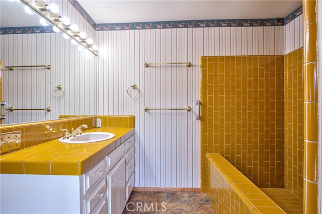 Detail Gallery Image 10 of 31 For 1659 Willow Glen Rd, Fallbrook,  CA 92028 - 3 Beds | 2 Baths