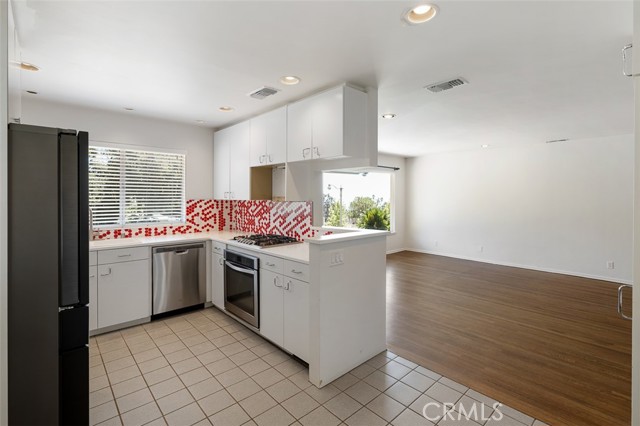 1193 Mount Lowe Drive, Altadena CA: https://media.crmls.org/medias/cd168744-ad82-417c-a677-20a19f42d652.jpg