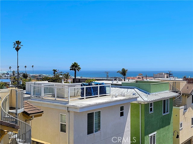 393 Wadsworth Avenue, Pismo Beach CA: https://media.crmls.org/medias/cd1808fe-523b-4d10-a591-e03fbe15d5e3.jpg