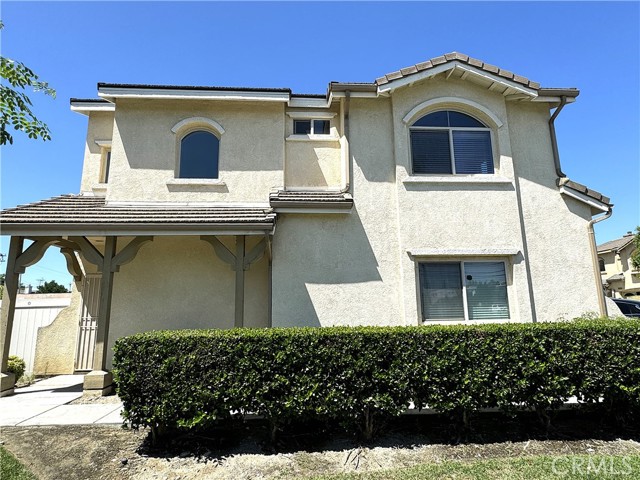 Detail Gallery Image 13 of 15 For 1095 S Reservoir St, Pomona,  CA 91766 - 4 Beds | 2/1 Baths