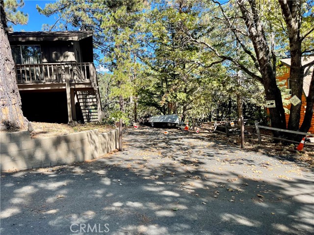 30762 Knoll View, Running Springs, CA 92382
