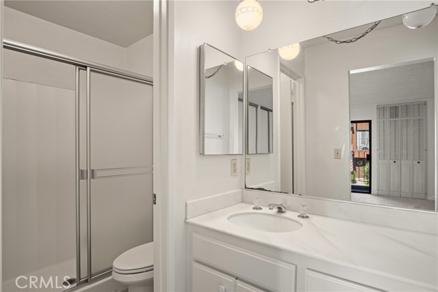 Detail Gallery Image 20 of 34 For 2180 Mount Shasta, San Pedro,  CA 90732 - 2 Beds | 3 Baths