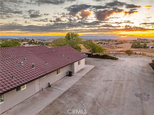 Detail Gallery Image 33 of 54 For 2245 Rancho Lomas Way, San Miguel,  CA 93451 - 3 Beds | 3 Baths