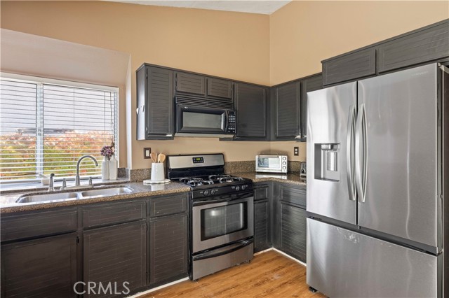 Detail Gallery Image 14 of 43 For 22552 Barcotta, Saugus,  CA 91350 - 3 Beds | 2 Baths