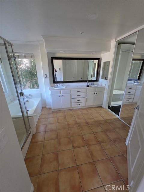 Detail Gallery Image 17 of 35 For 10658 Chiquita, Studio City,  CA 91602 - 3 Beds | 2/1 Baths