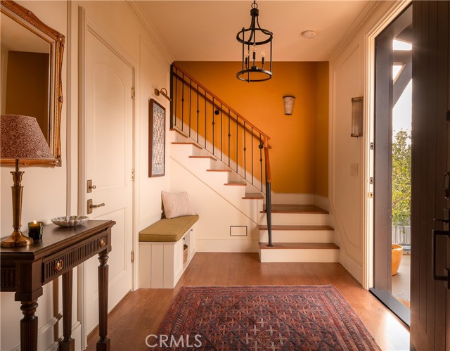 Image 4 of 53 For 734 Parkman