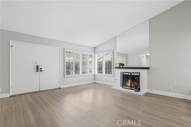 21391 Brandy Wine Lane, Lake Forest CA: https://media.crmls.org/medias/cd1a1cfb-17dd-4194-87f4-317c0f39ac11.jpg