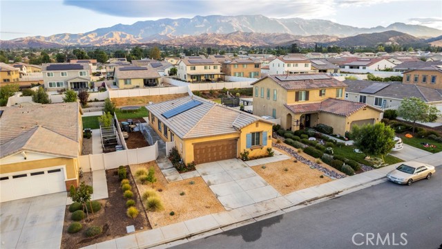 Detail Gallery Image 1 of 30 For 1364 Groveland St, Beaumont,  CA 92223 - 4 Beds | 2 Baths