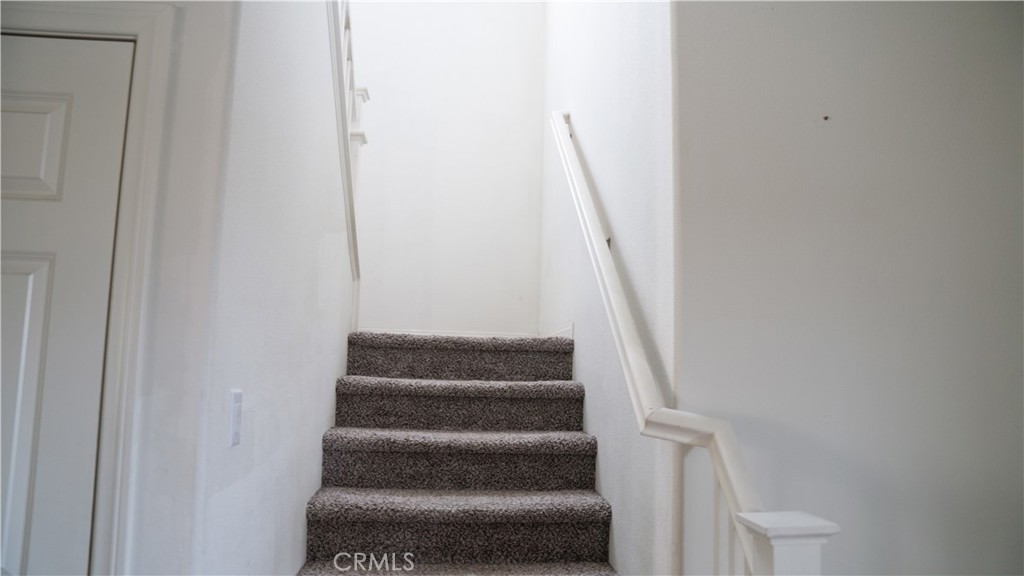 https://media.crmls.org/medias/cd1b0d57-c24e-44dc-a0a5-21b6ca409a32.jpg?preset=X-Large