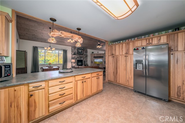 14274 Regina Way, Cobb CA: https://media.crmls.org/medias/cd1c404e-ad72-413c-8cbd-4ec4f1bf914b.jpg