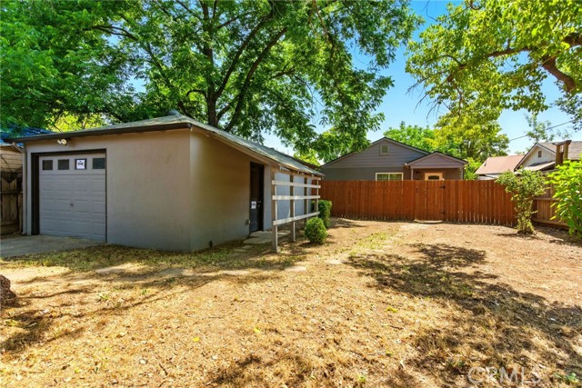 4041 57TH STREET, Sacramento CA: https://media.crmls.org/medias/cd1cc482-902c-4e23-808e-e7f20fe86ff1.jpg