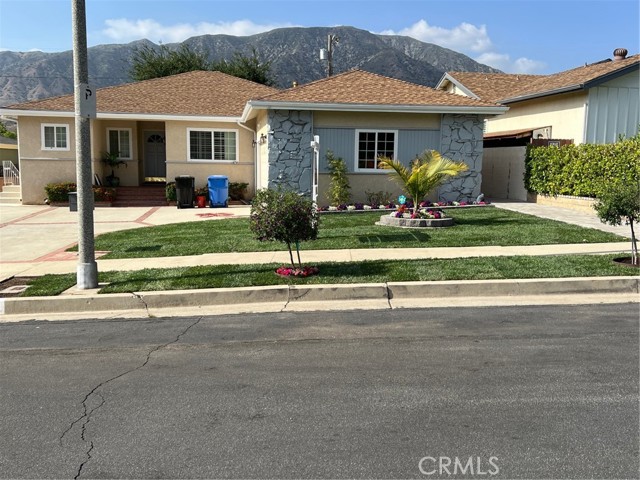 8049 Le Berthon Street, Sunland CA: https://media.crmls.org/medias/cd1e168a-5125-4ec7-9a5e-f6f262874c7e.jpg